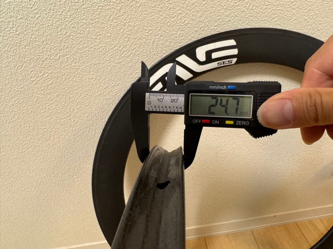 片側のみ　カーボンリム　リムブレーキ　チューブラー　50mmハイト　20H