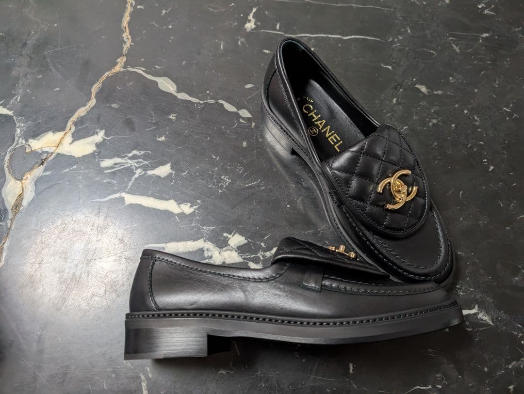 ♥CHANEL♥ロゴ キルティング　新品