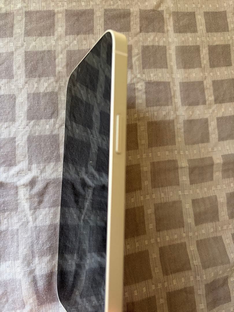 iphone 13 ホワイト 256GB バッテリー97% SIMフリー 美品