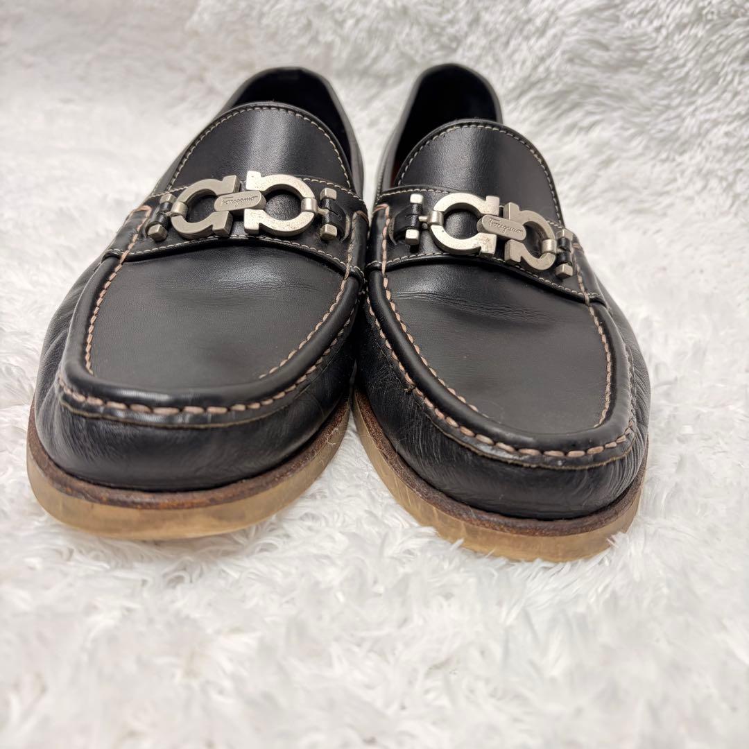美品✨ Salvatore Ferragamo 黒 ローファー メタルバックル