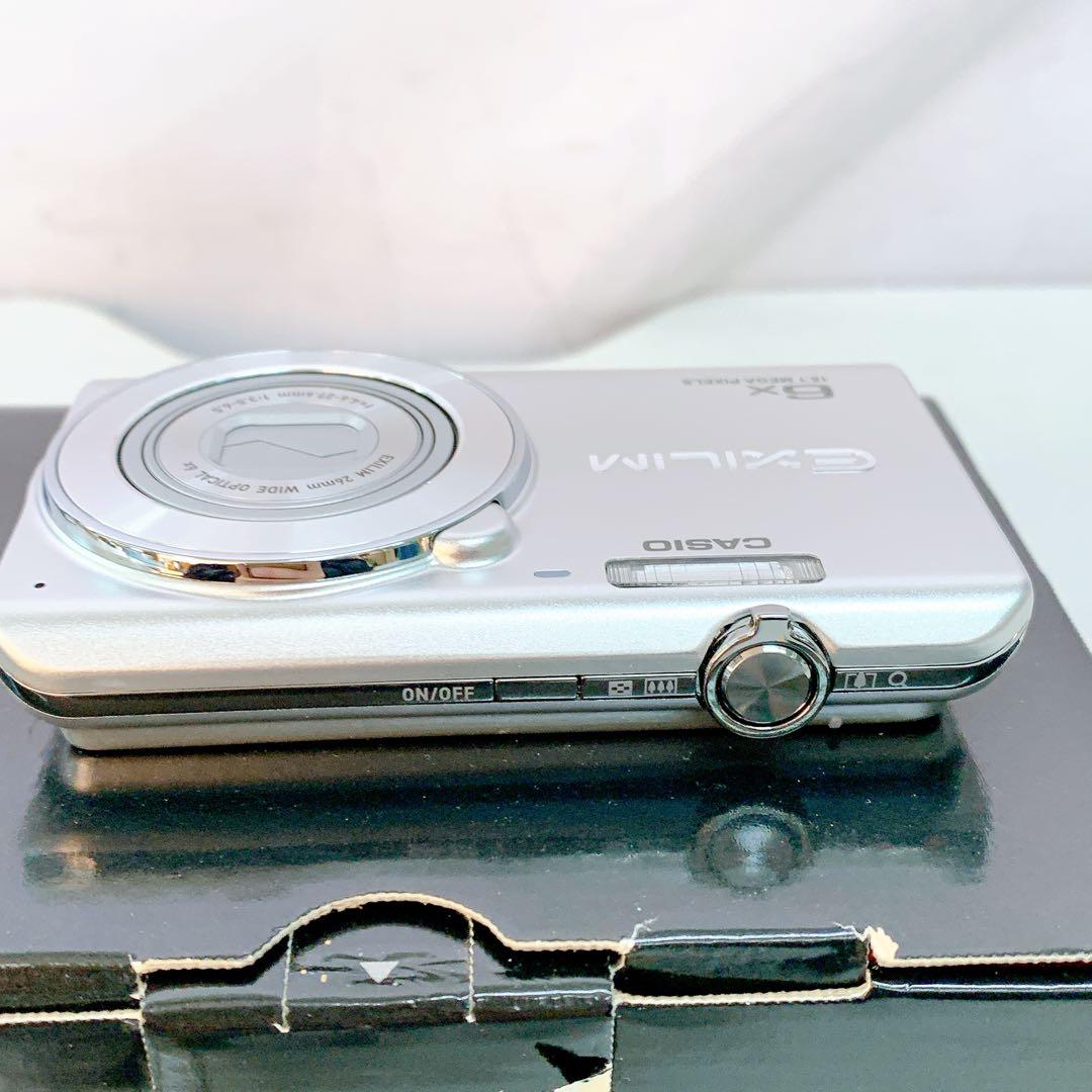 1ABM011 【新品未使用】デジカメ　CASIO EXILIM EX-Z920
