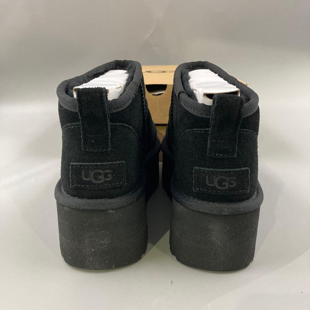 ☆新品未使用　UGG Classic Ultra Mini Platform