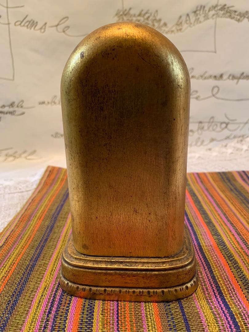 フランス製　アンティーク　木のドームに入った聖母子像の置物！厳かな雰囲気です！