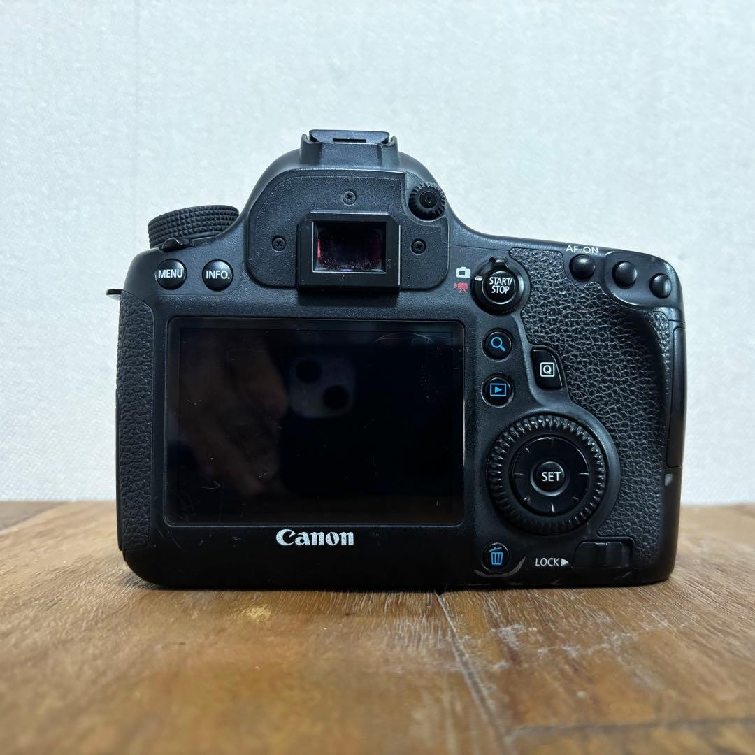キャノン　EOS6D 本体