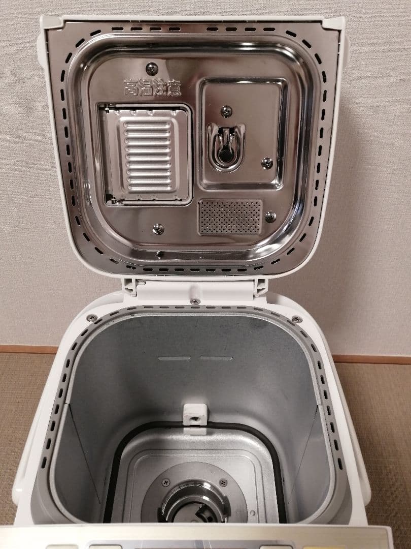 パナソニック ホームベーカリー 1斤タイプ SD-BMS106-NW