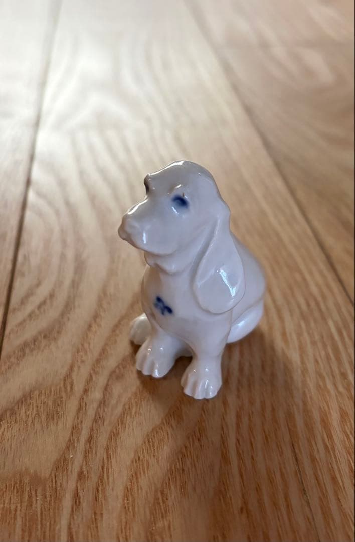 ロイヤルコペンハーゲン　ブルーパルメッテ フィギュリン　犬
