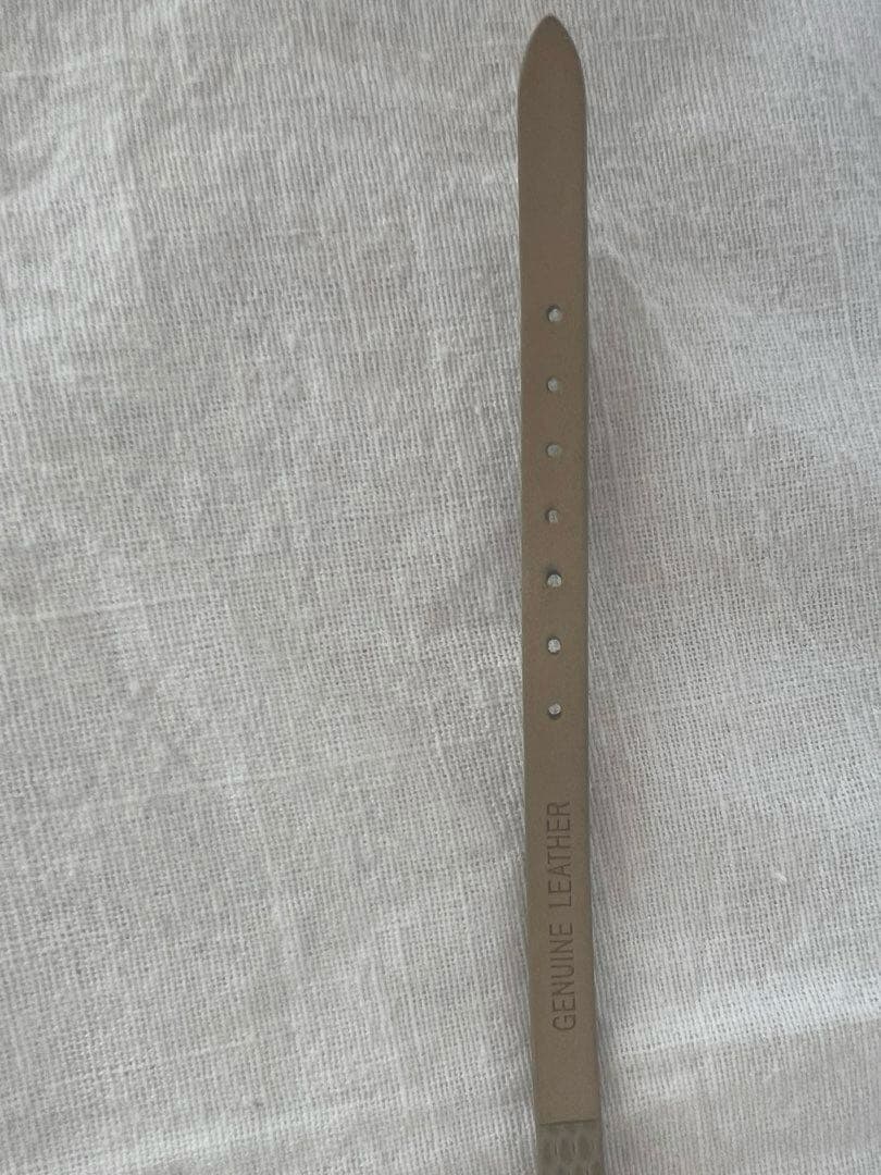 【美品】ete腕時計　トノー 1pダイヤエンボスレザーベルトレディース腕時計