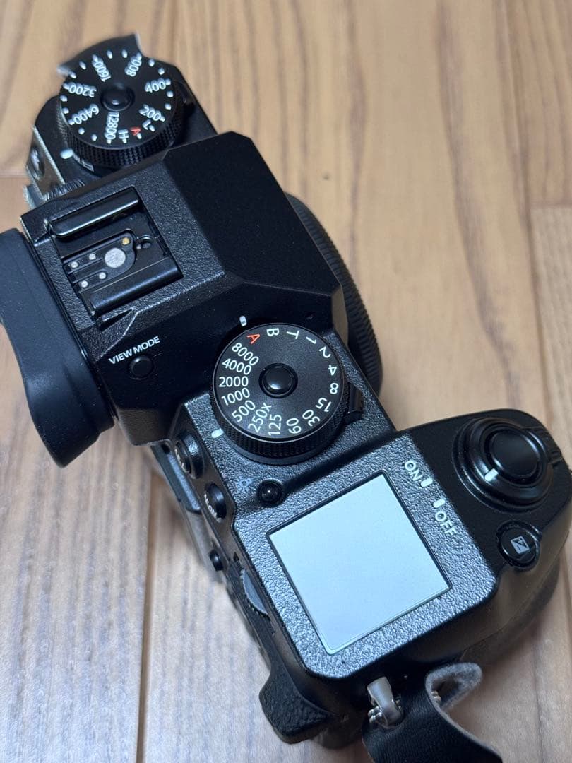 FUJIFILM X-H1 富士フイルム 予備のバッテリー付き中古品