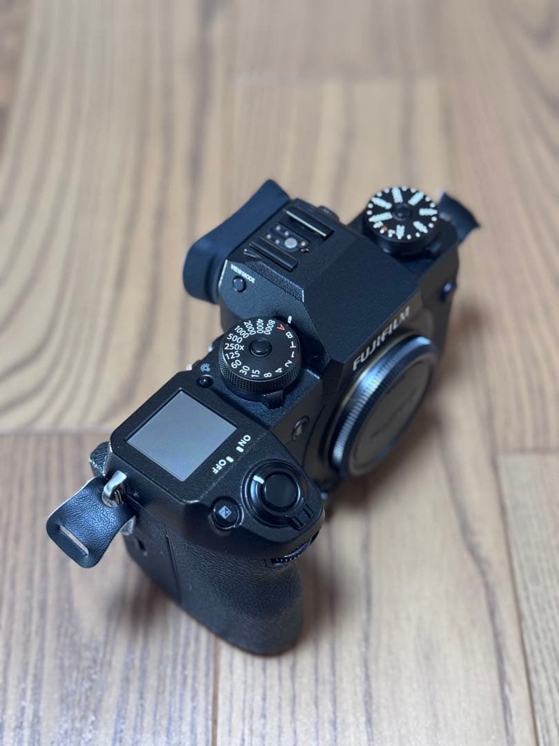 FUJIFILM X-H1 富士フイルム 予備のバッテリー付き中古品