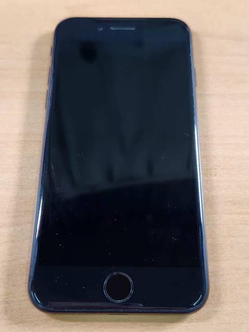 020500G iPhone SE 第2世代A2296 最大容量84%