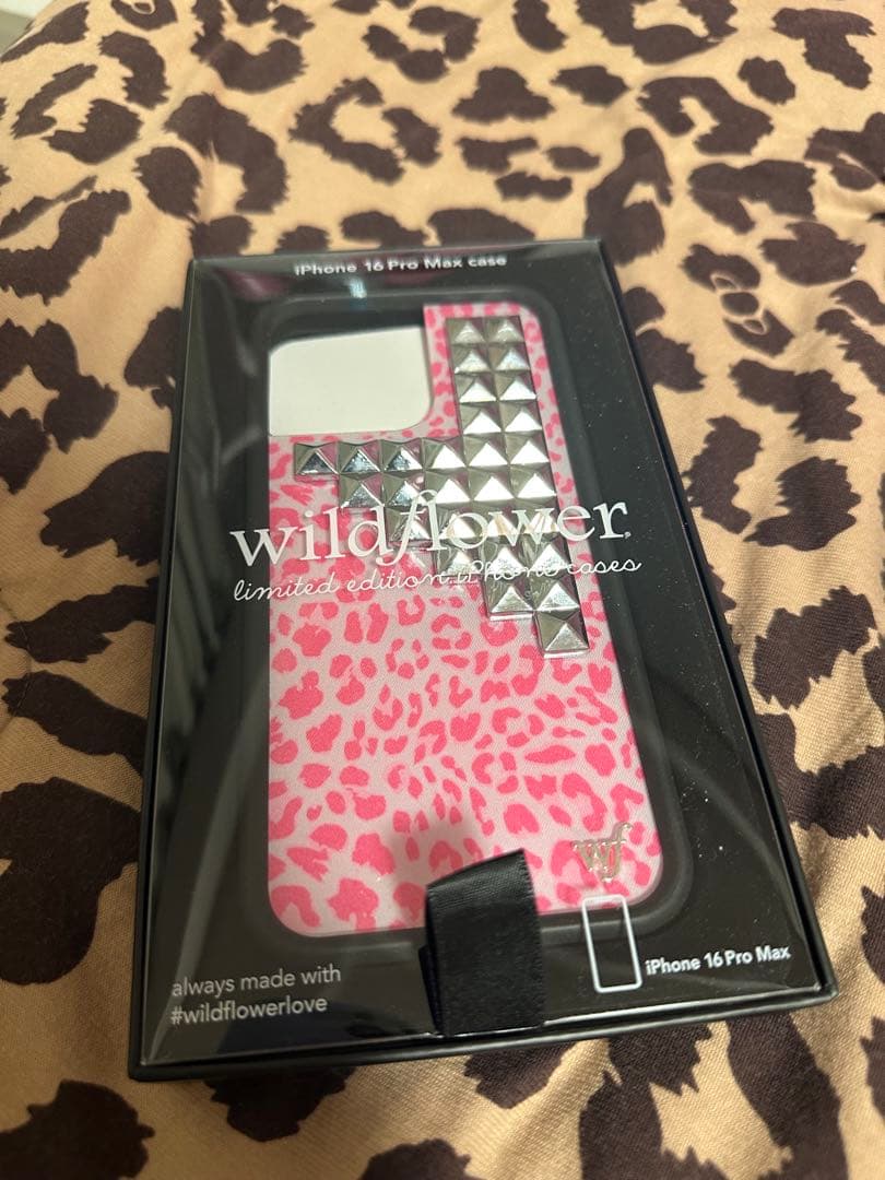 iPhoneアクセサリー wildflower Pink Meow Stud Case