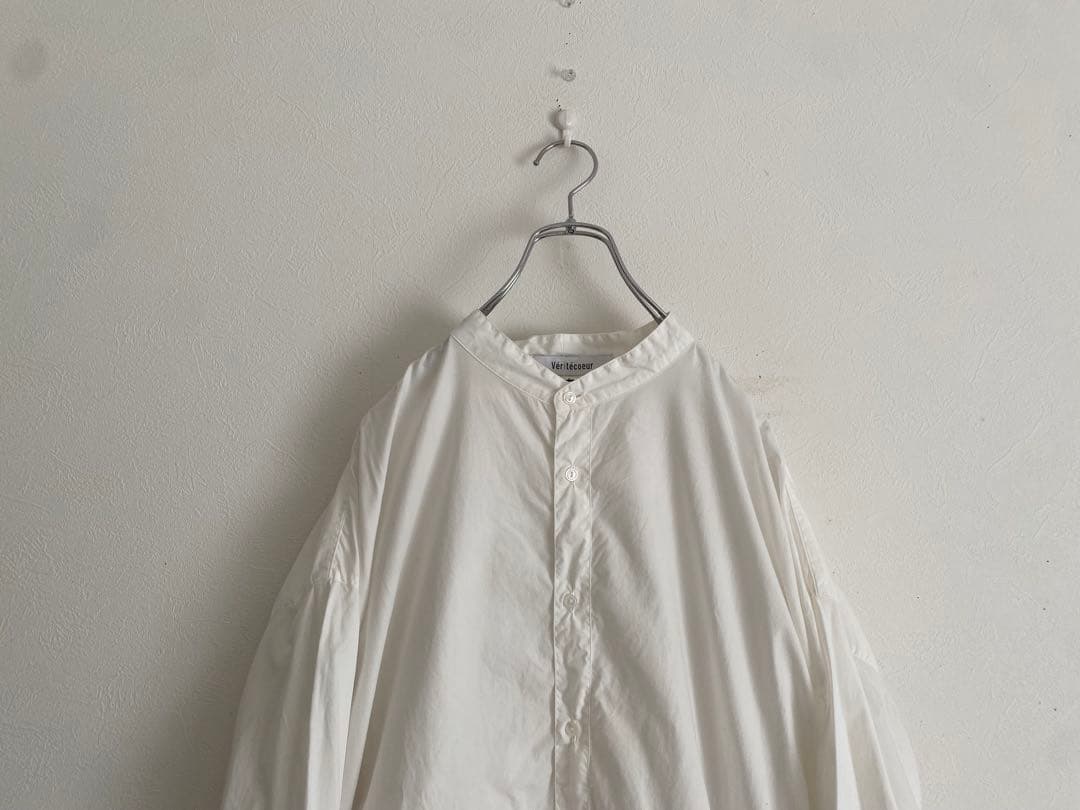 美品　Veritecoeur ユニセックススタンドカラーシャツ　VC-2591U