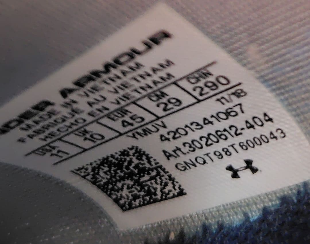 海外限定 レア品 カリー6 Curry 6 Underrated Academy