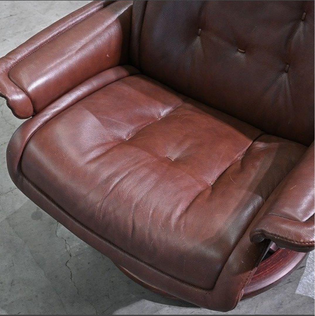 ノルウェーEKORNES 37万「ロイヤル/」リクライニングチェア本革