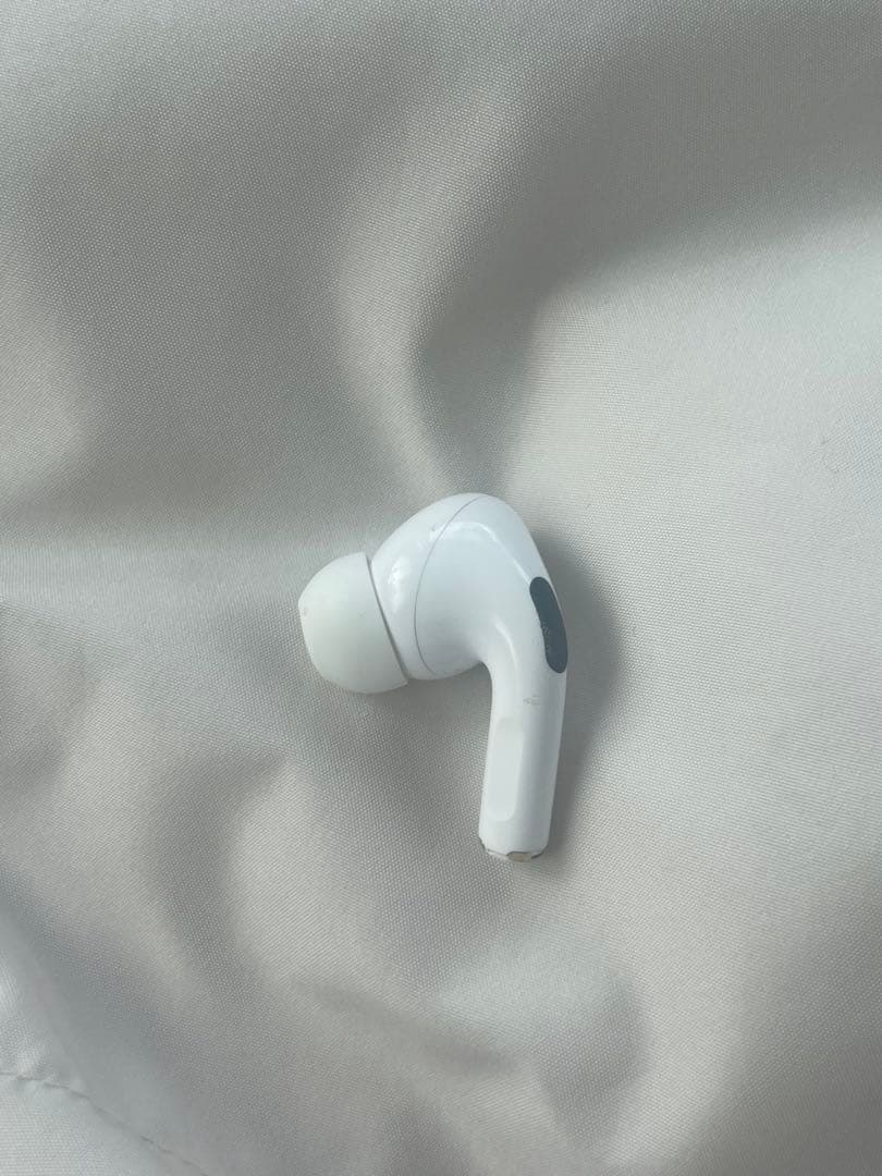 AirPods Pro 本体のみ
