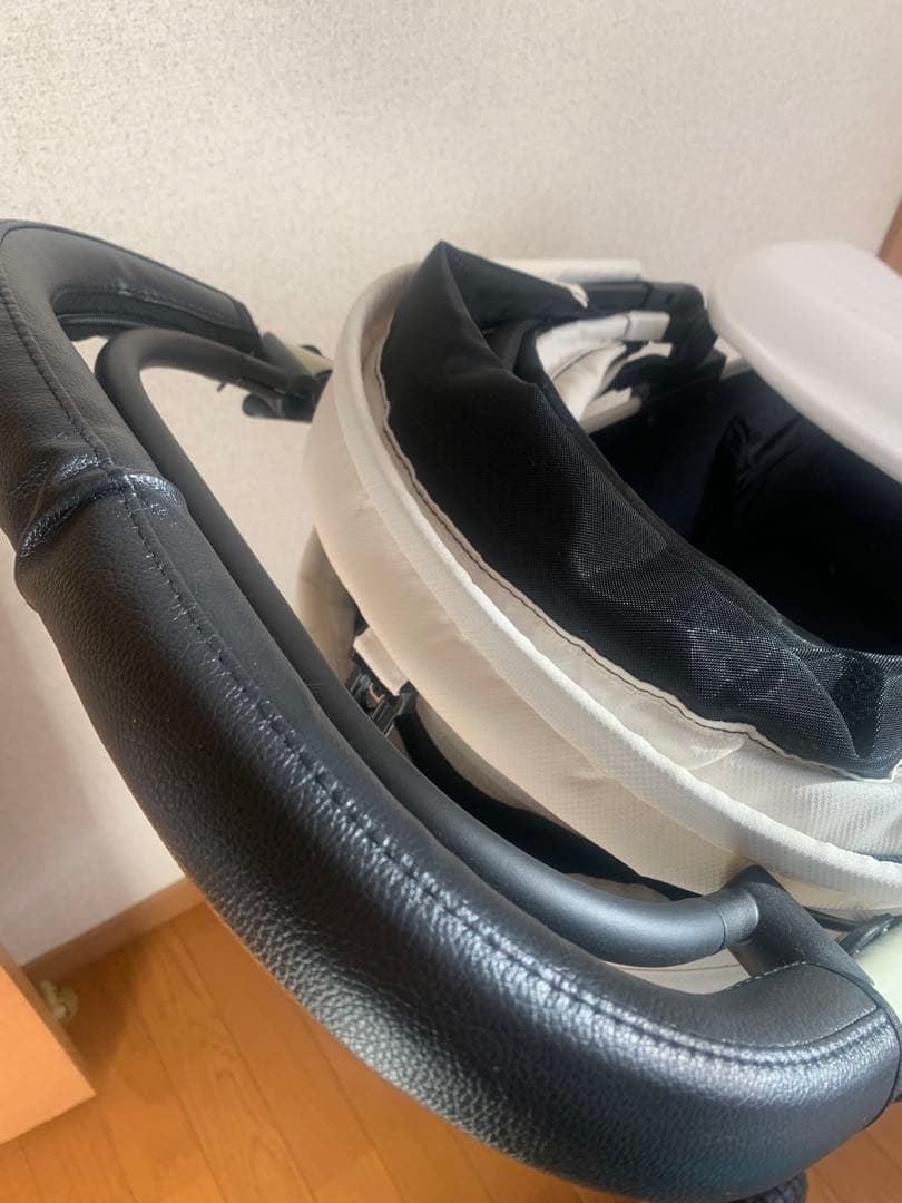 エアバギー　ラージ　アイボリー ホワイト