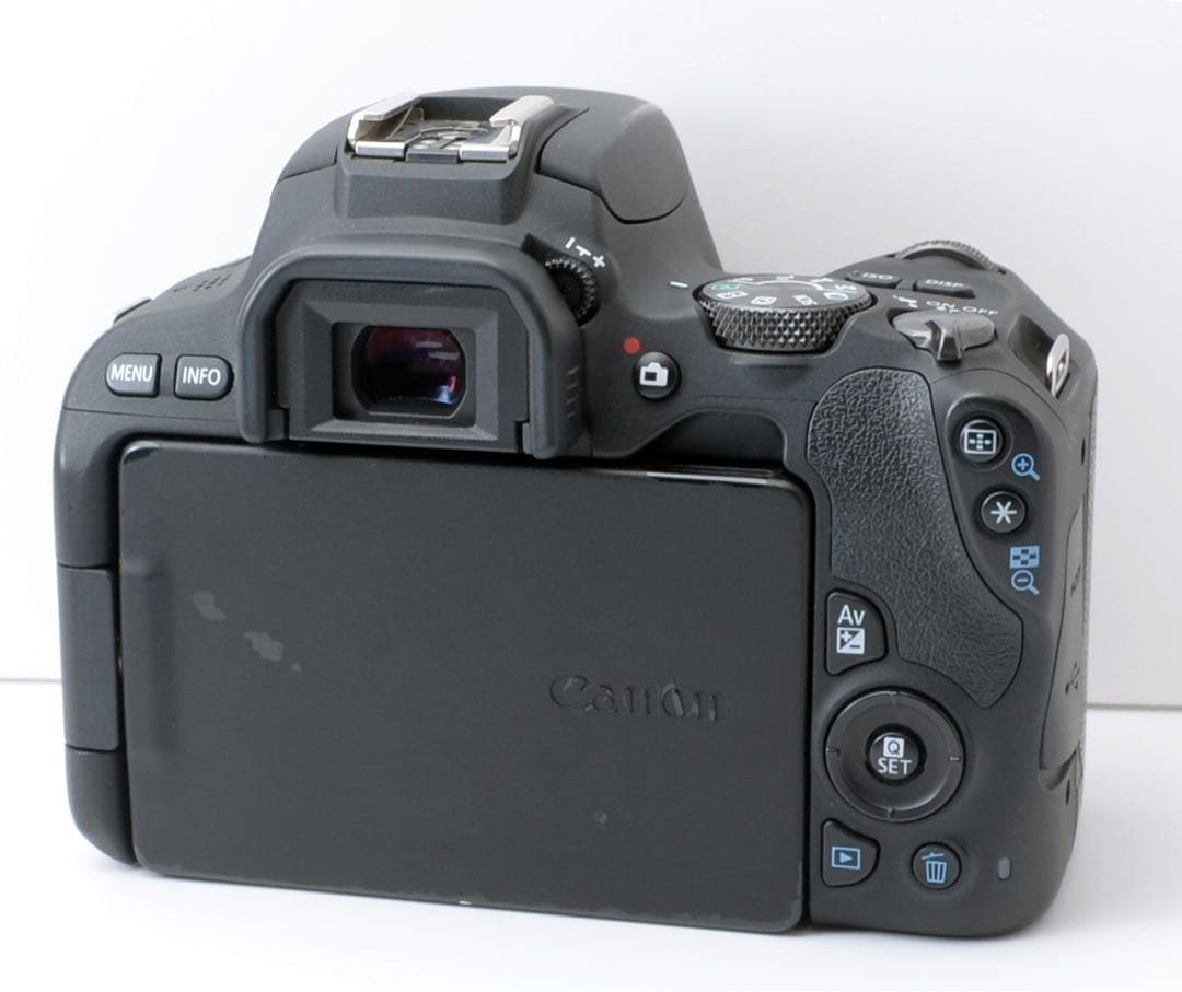 X7後継機★Canon EOS kiss X9★Wi-Fi内蔵★すぐ使える