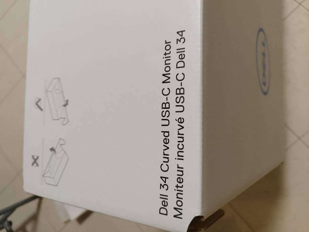 Dell S3423DWC 34インチ湾曲ディスプレイ本体