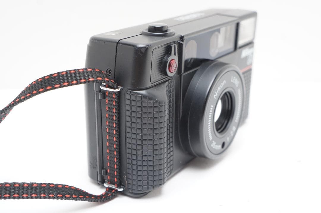 動作美品　Nikon L35AD2 ピカイチ フィルムカメラ