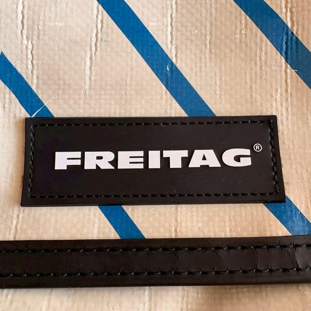 FREITAG F11 LASSIE 小さな英字入り