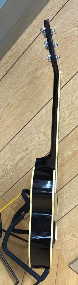 アコースティックギター J-50 パロディ ブラック