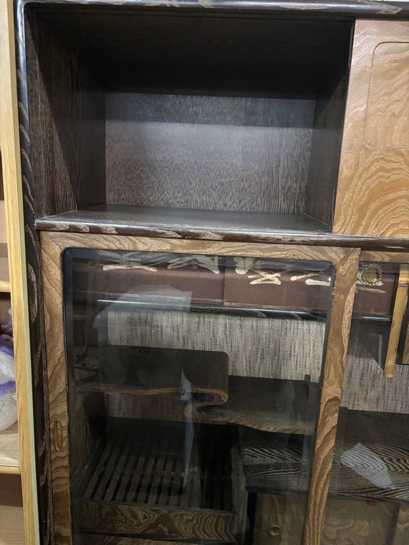 桑材　木製ガラス扉付き和風収納棚　高さ165cm 幅90㎝　岐阜県揖斐郡池田町