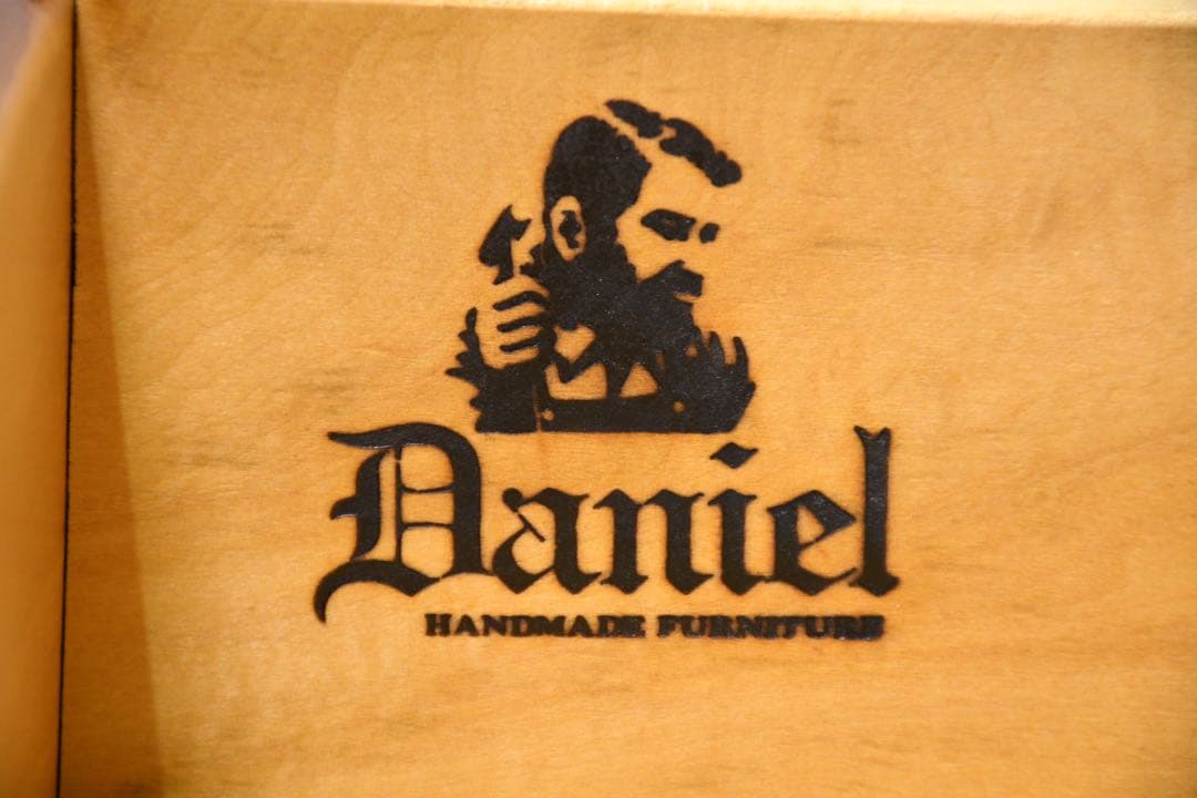 DLK97 横浜ダニエル ハイチェスト 樺桜 7段スリムチェスト トールチェスト