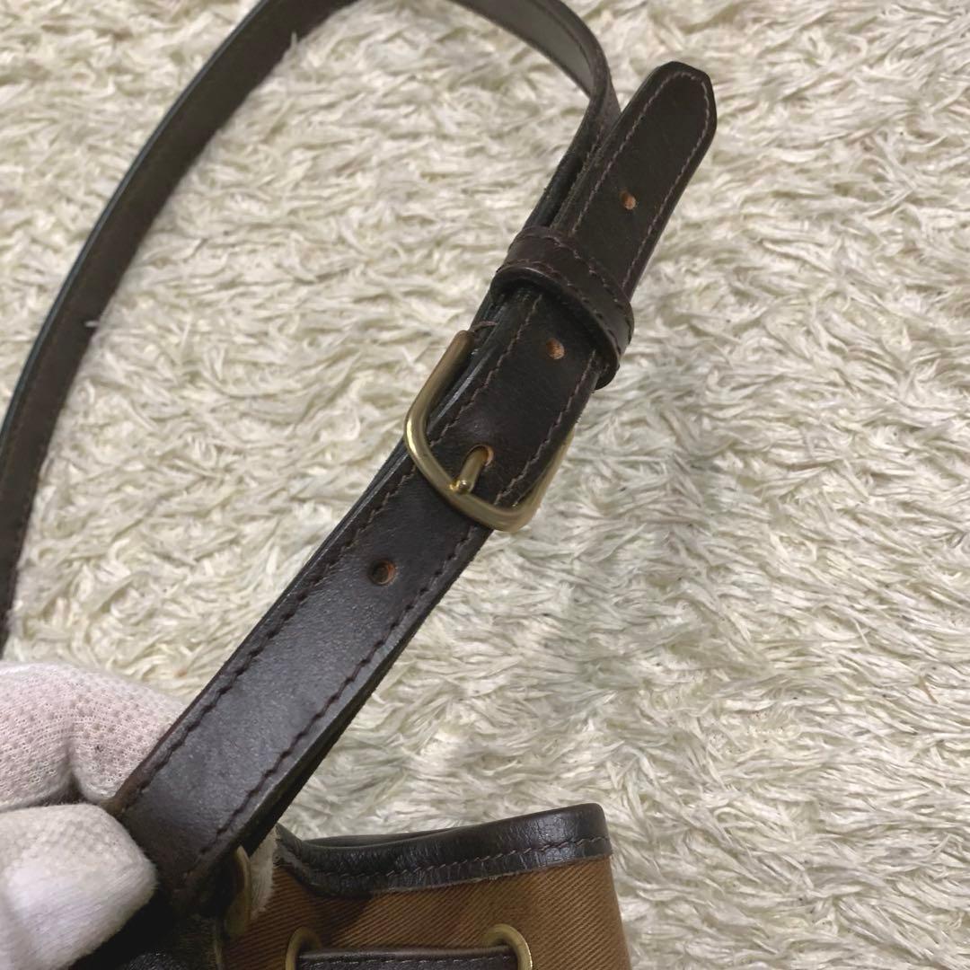 美品✨ ブレディ カルダーミニ ショルダーバッグ クロスボディ 巾着