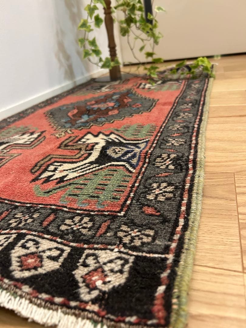 トライバルラグ・トルコヴィンテージラグ・ウール約53×106cm