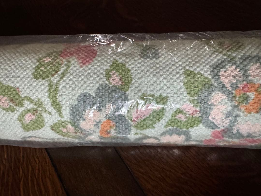 美品✨ローラアシュレイ 花柄 コットンラグ ダッグエッグ esme エズミー