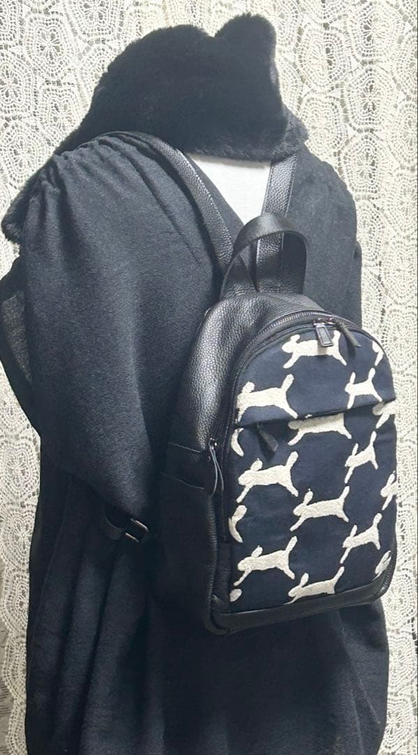 51112Bミナペルホネンハーフハンドメイド 本革リュックrun run run