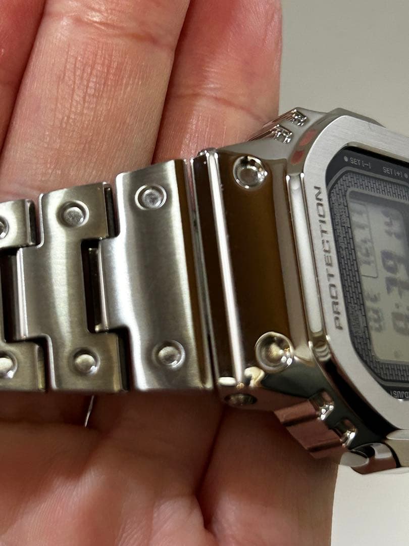 【極美品】G-SHOCK GMW-B5000D-1JF フルメタル シルバー