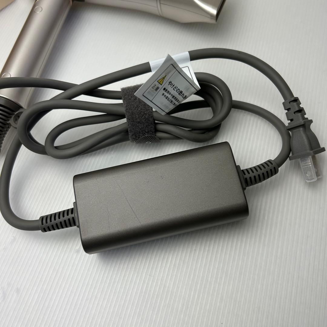 KINUIO ドライヤー HW001｜美品｜速乾＆マイナスイオン｜ヘアケア