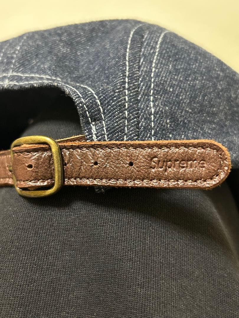 シュプリーム　キャップ　ほぼ未使用品