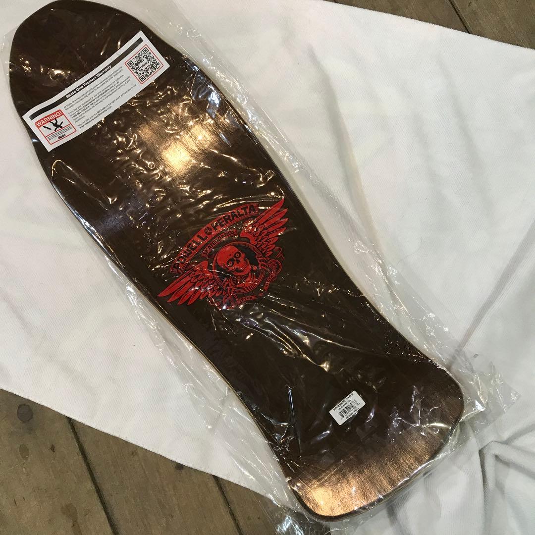 パウエルペラルタCABALLERO スケートボードデッキ ドラゴン柄