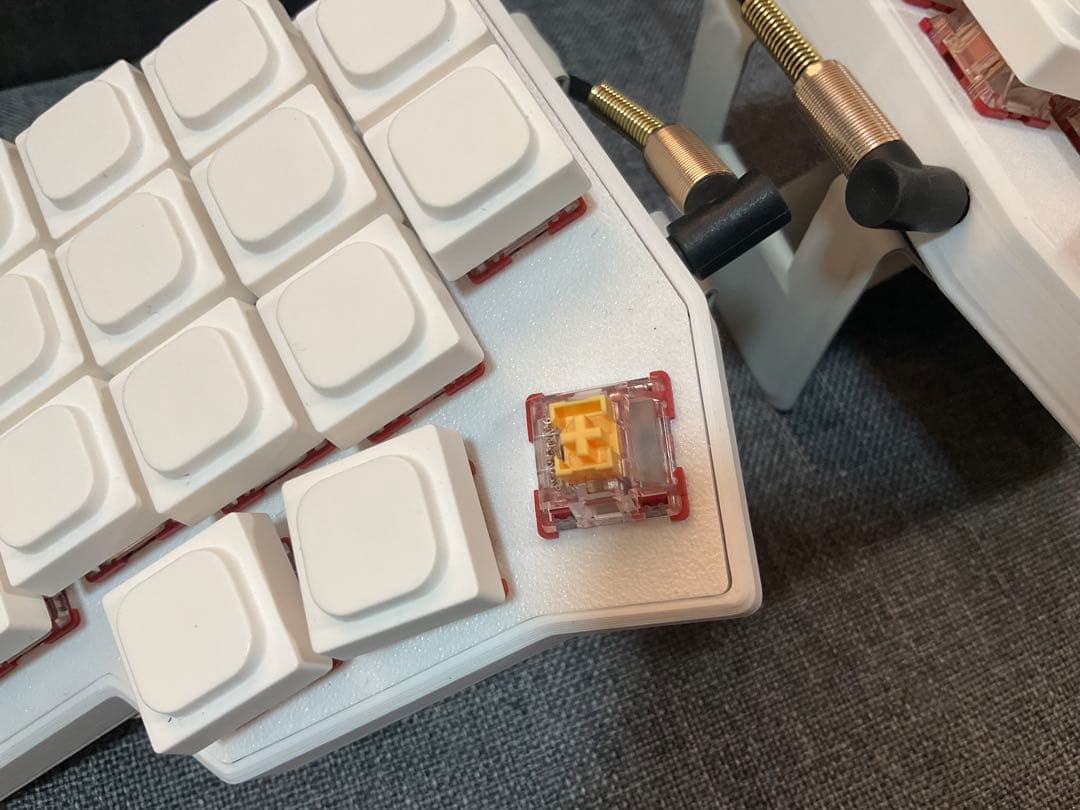 キーボード corne v4