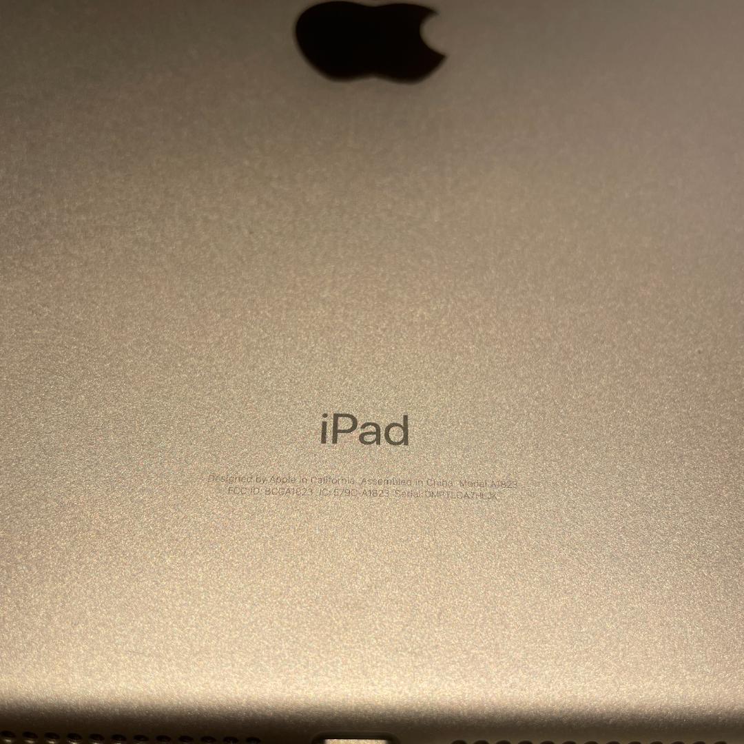 iPad 第5世代 A1823 32GB sim対応