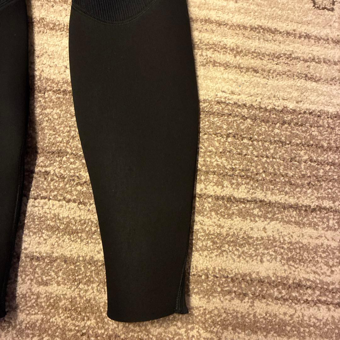 リップカールウエットスーツ　レディース