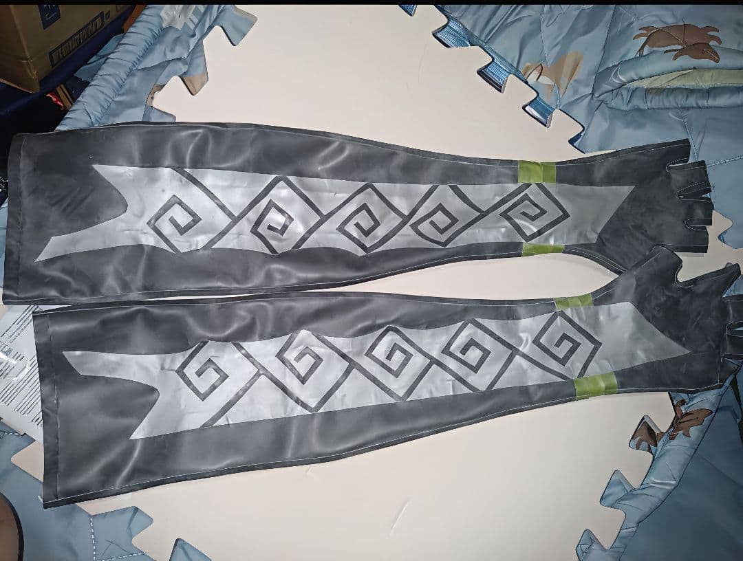 ラテックス　ラバー　ラバースーツ　キャットスーツ　ラテックススーツ　秦良玉