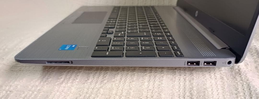 HP 250 G9 ノートPC 第12世代corei5搭載