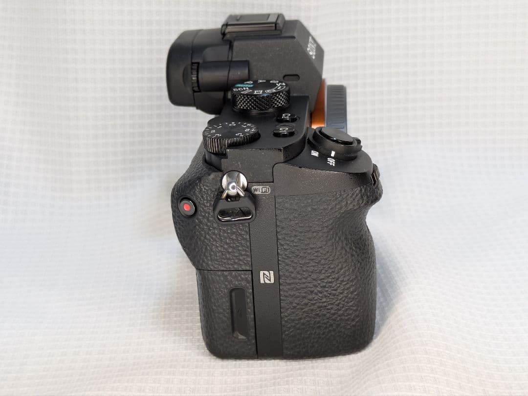 (狐火様)SONY α7 II 本体 ショット数4803 マウントアダプター付き