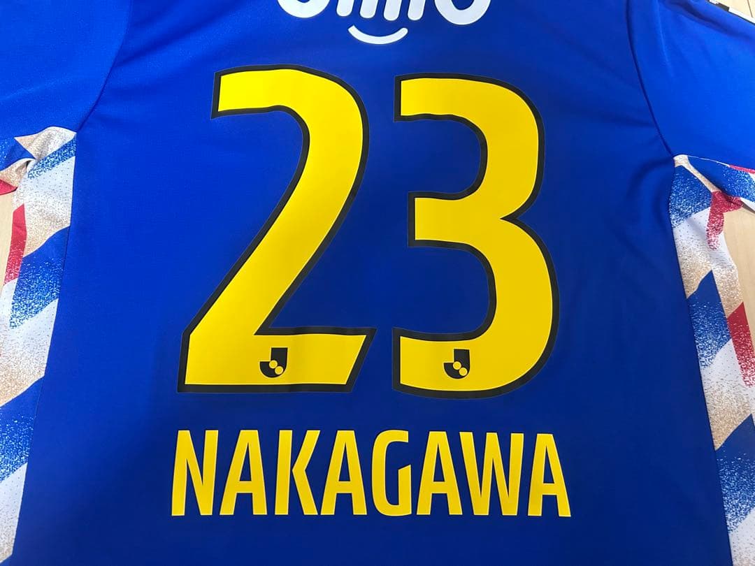 横浜F・マリノス 2022年 仲川輝人 ユニフォーム 山根陸直筆サイン入り