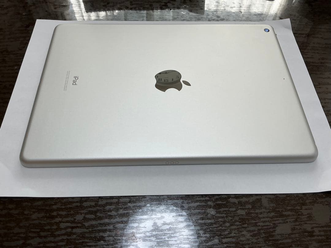 【極美品】iPad (第7世代) 128GB バッテリー95パーセントWifi
