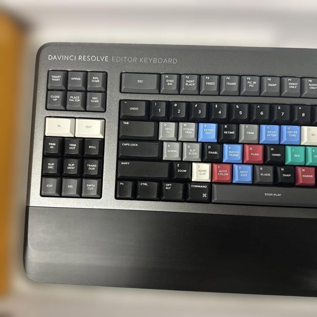 Blackmagic Design 編集用キーボード 本体