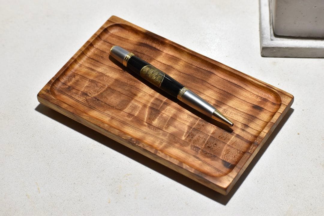 No.359屋久杉虎杢のトレーと黒柿の名刺ホルダー