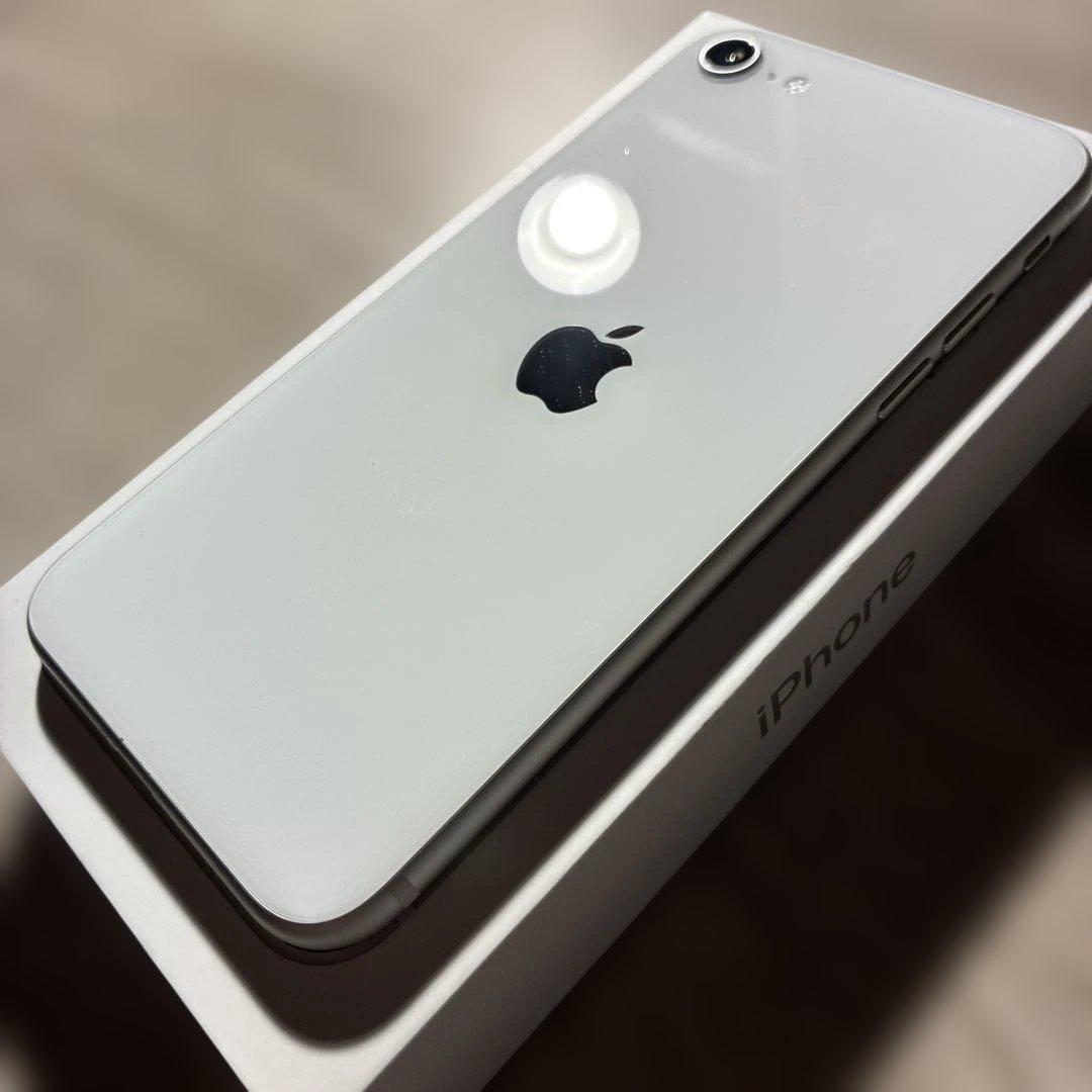 ★美品★ Apple iPhone SE 第2世代 ホワイト 64GB 本体