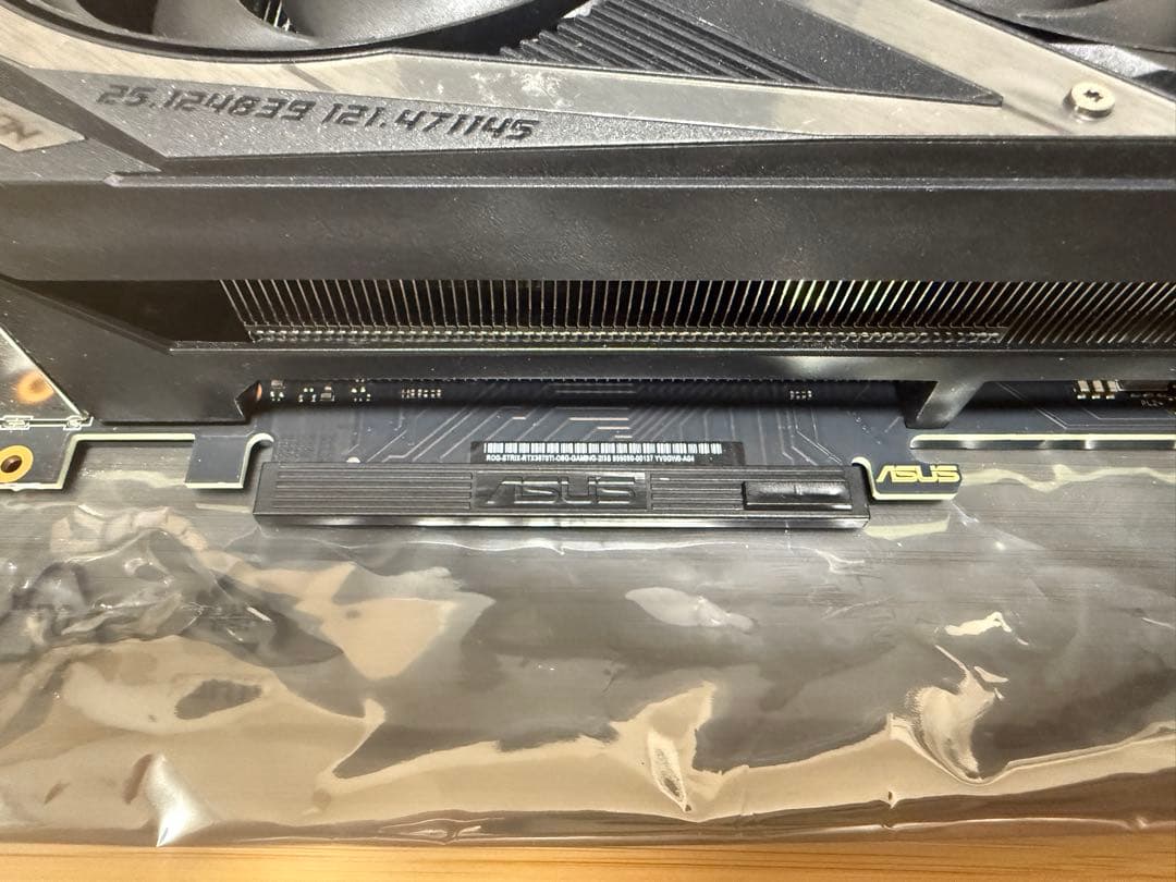 グラフィックボード・グラボ・ビデオカード ASUS ROG-STRIX-RTX3070TI-O8G-GAMING