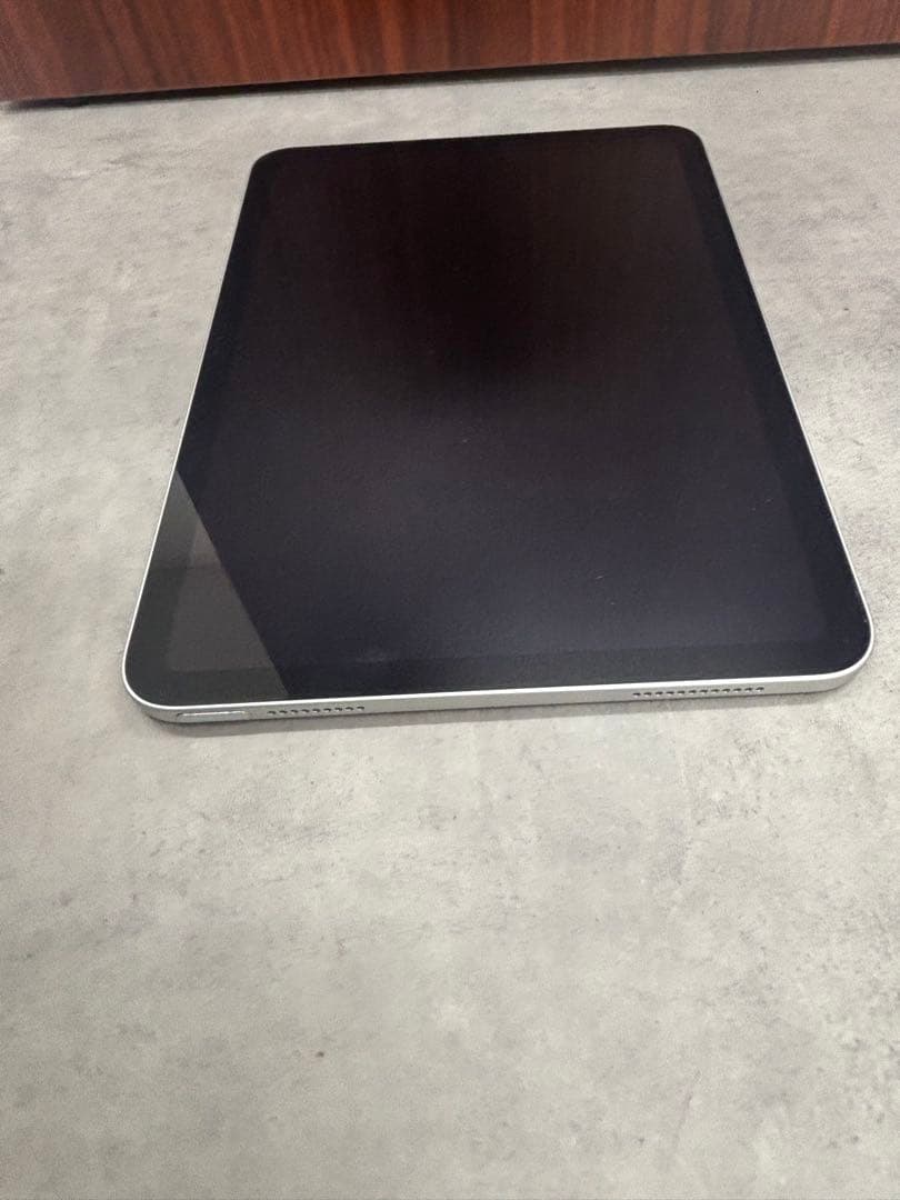 iPad 第10世代 64GB Wi-Fiモデル iCloudサインアウト済