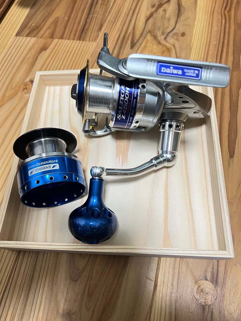 ダイワ　ソルティガZ 4500H スペアスプール付