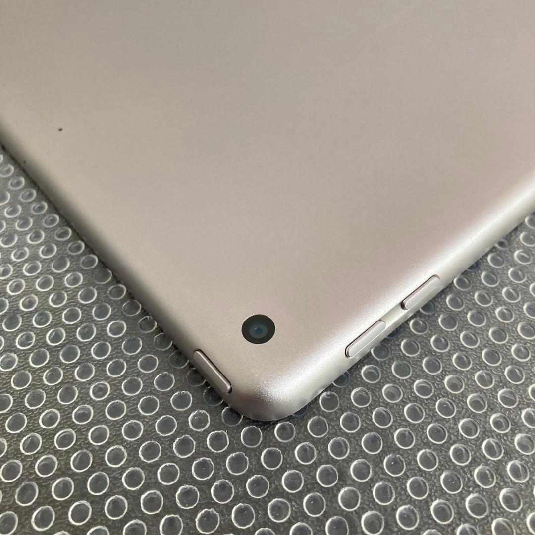 3421【早い者勝ち】比較的美品☆iPad5 第5世代 32GB WIFIモデル